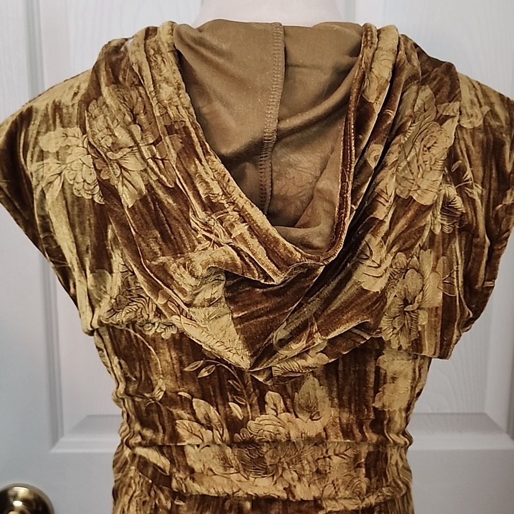 Unique Vintage Chartruese Floral Velvet Dress - Picture 4 of 6